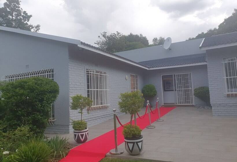 膳宿费 Ouklip Place Hotels