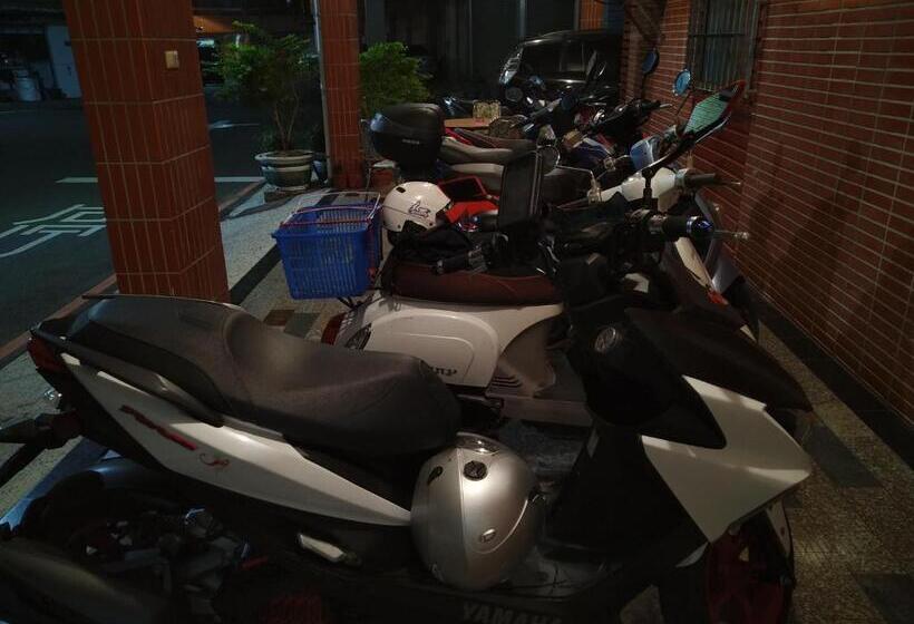 The Ley Hotel 寶麗頌旅館