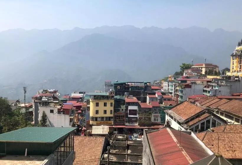 هاستل Tuongmai Home