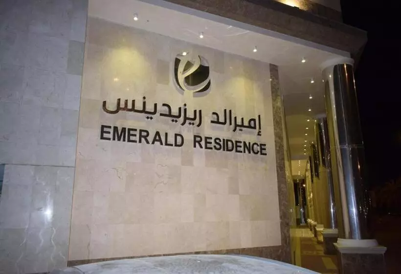 Hotelli Emerald Residence