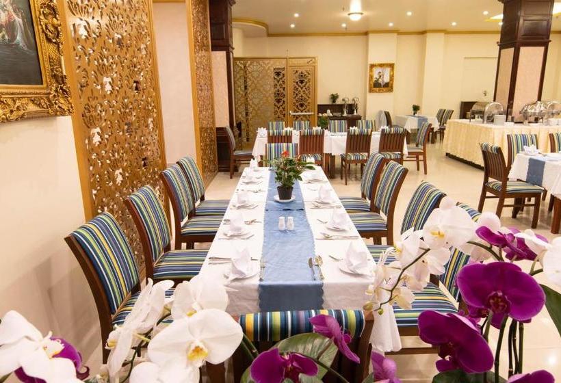 هتل Sun And Sea Leisure