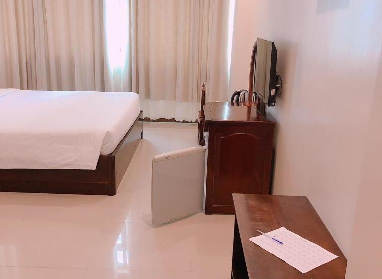 هتل Sun And Sea Leisure