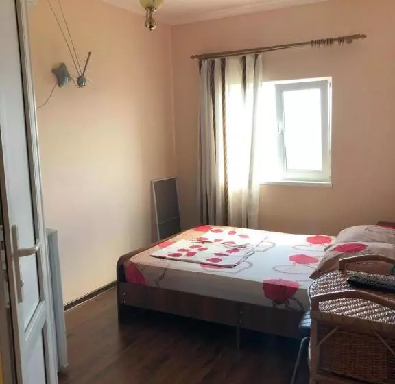 پانسیون панорама гагра