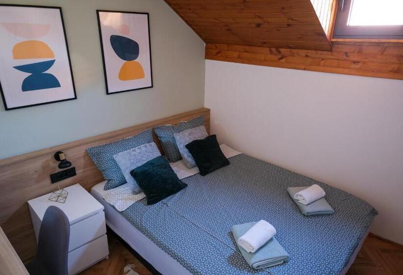 پانسیون Sunrise Apartments