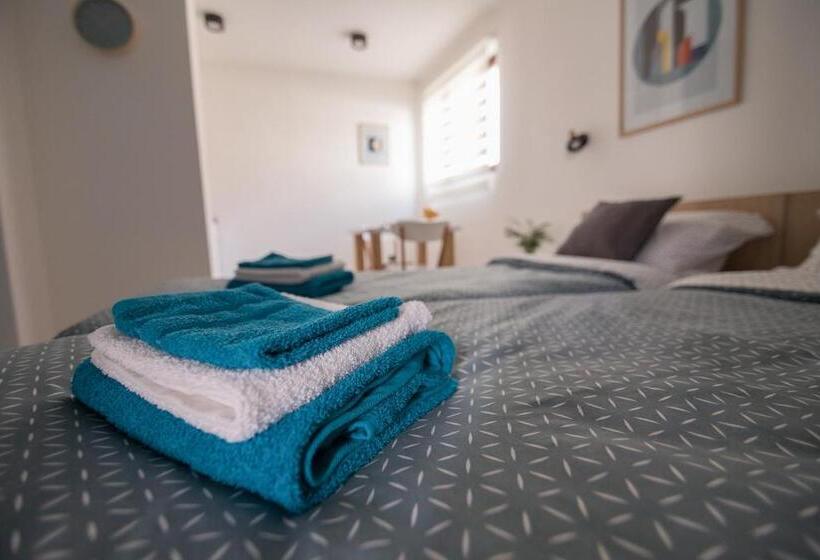 پانسیون Sunrise Apartments