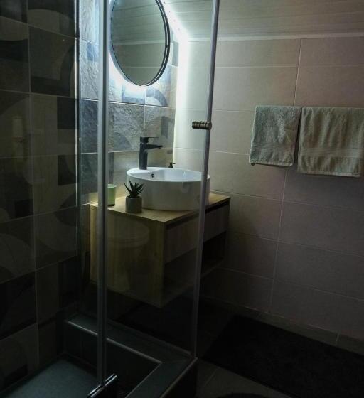 پانسیون Sunrise Apartments