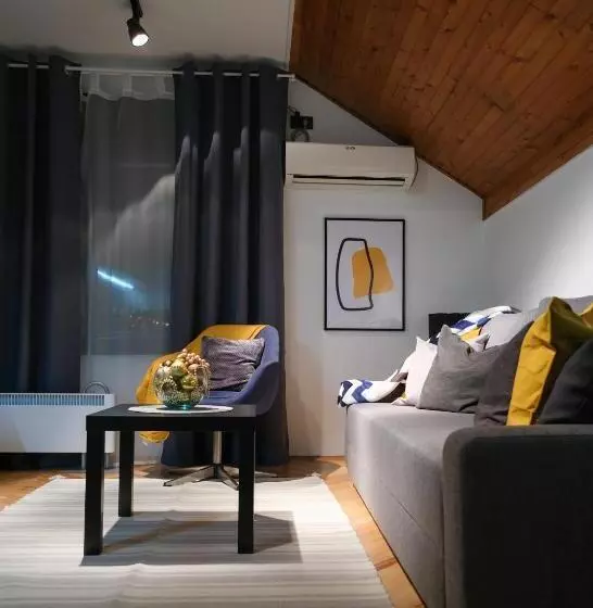 پانسیون Sunrise Apartments