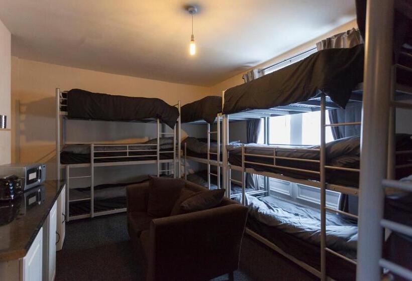 Общежитие Fenham Hotel Express