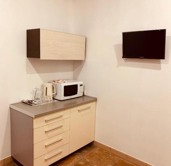 הוסטל Wine & Rose Boutique