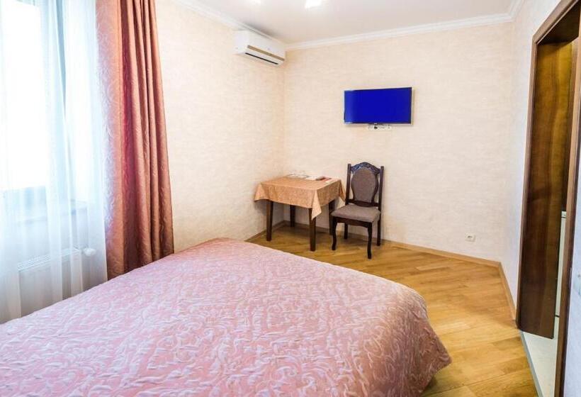 تختخواب و صبحانه Mon Plaisir