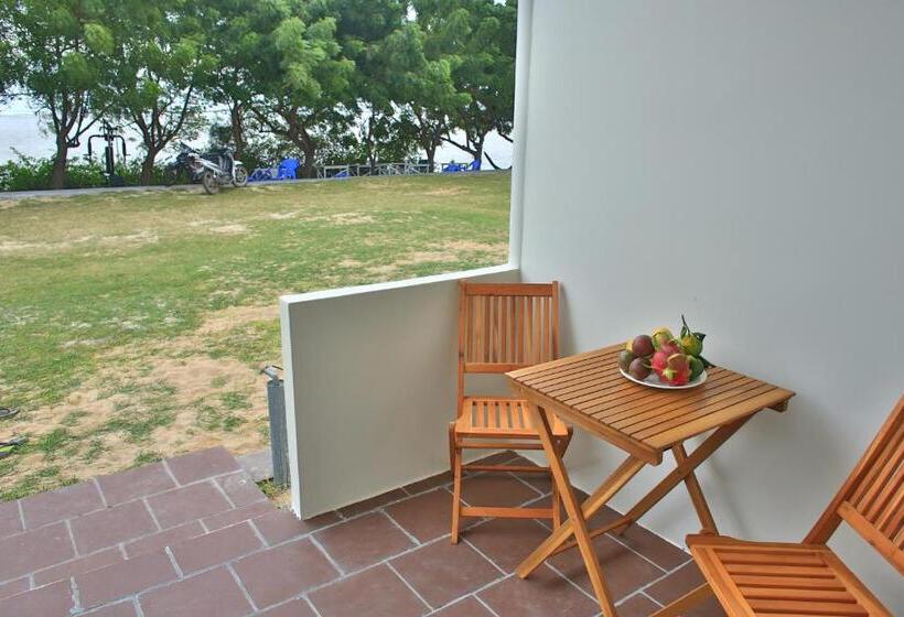 Hotel Phi Kite School