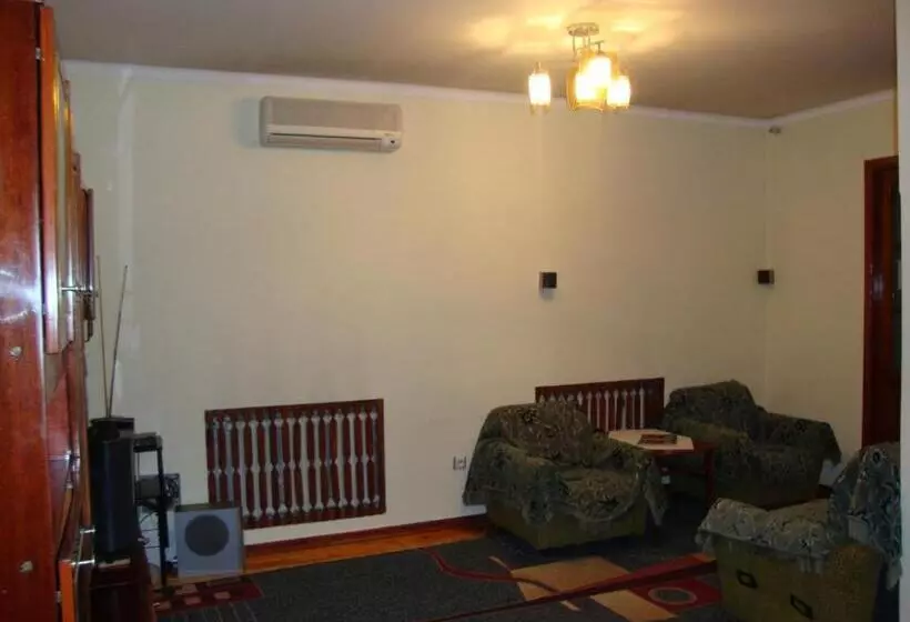 پانسیون Guest House Vip