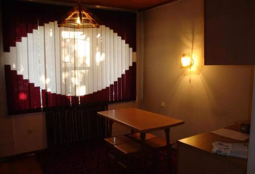 پانسیون Guest House Vip