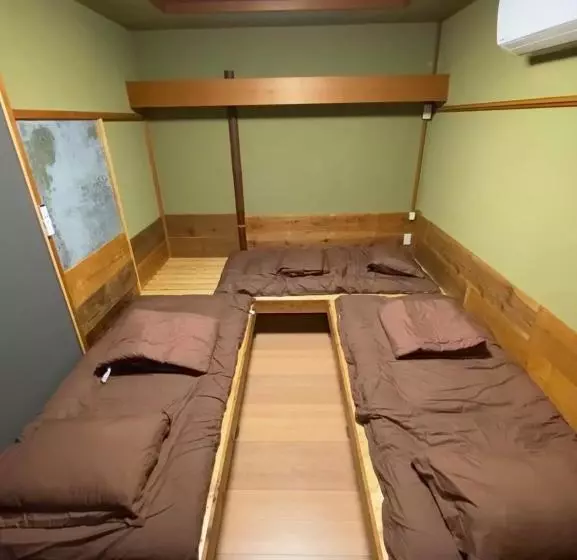 ペンション Hostel Perch