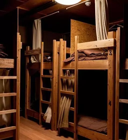 ペンション Hostel Perch