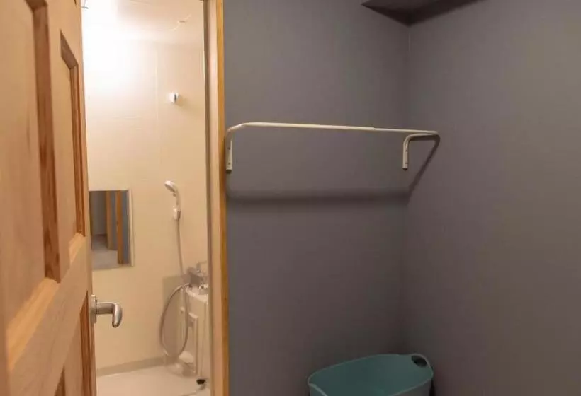 ペンション Hostel Perch