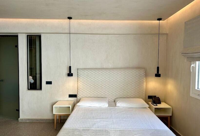 Pensão Damigos Caldera World