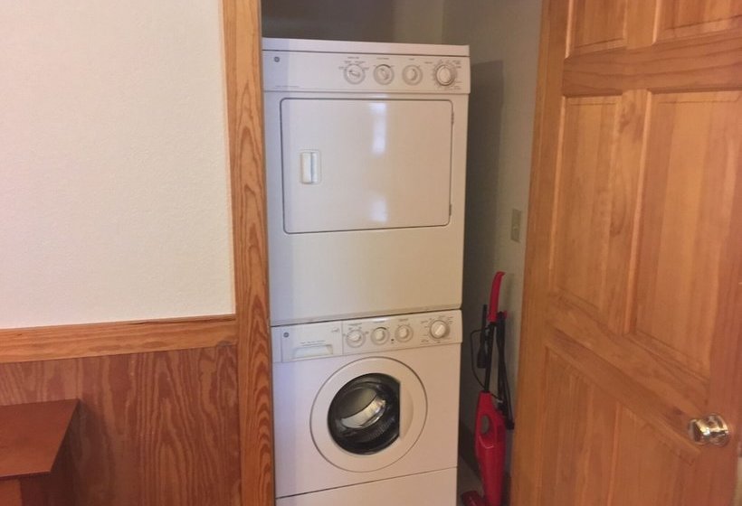 Cherry Blossom 11   Three Bedroom Chalet