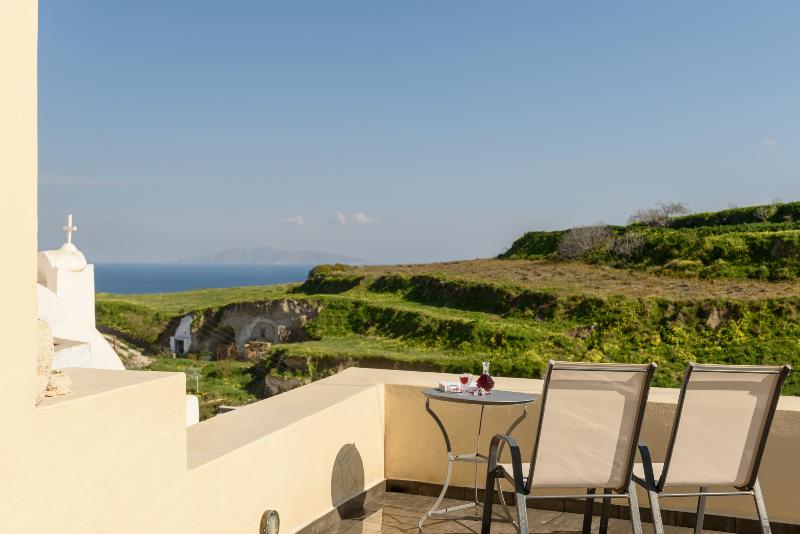 For All Seasons Mansion