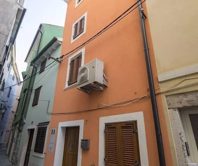 پانسیون Korala Apartments