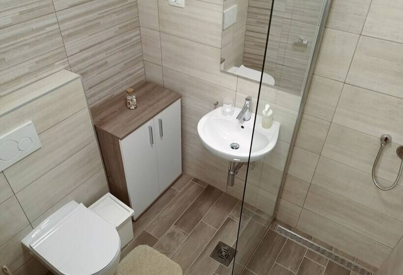 پانسیون Korala Apartments