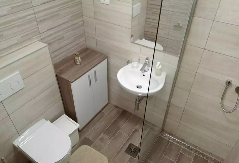 پانسیون Korala Apartments