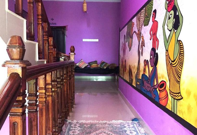 הוסטל Aryavilla Heritage Villa