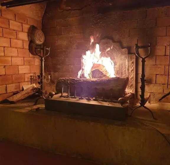 Aamiaismajoitus (B&B) Le Vieux Moulin