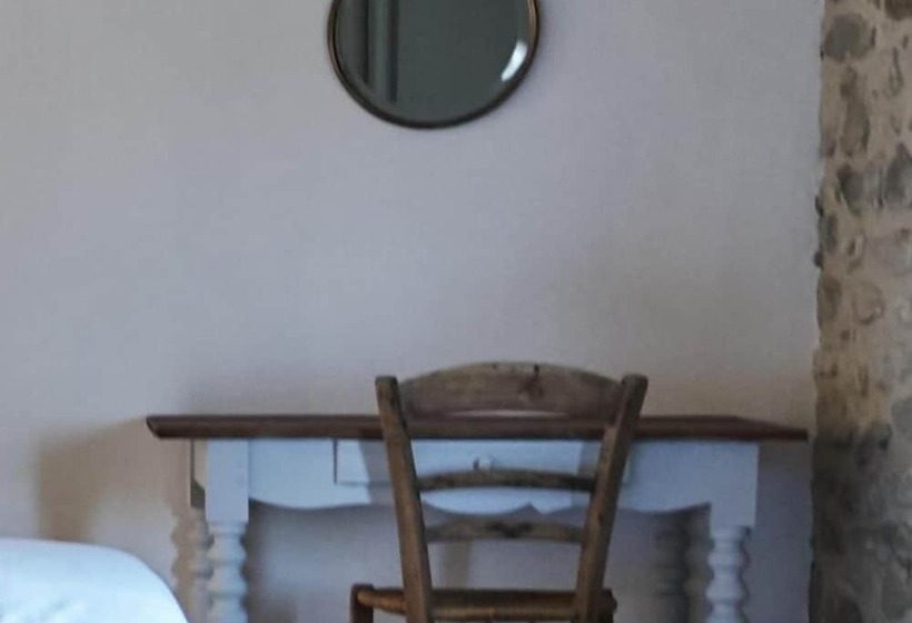 بنسيون Gite La Cour Du Marronnier