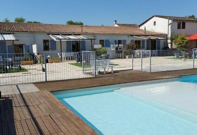 Majatalo Gite La Grange   Logis De La Croix