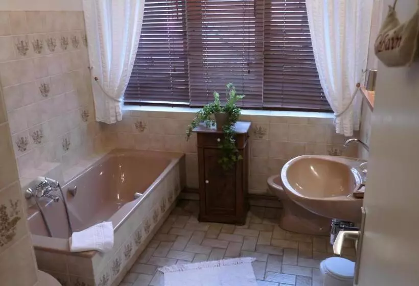 Aamiaismajoitus (B&B) Chambres D Hôtes L Ecrin Des Saveurs