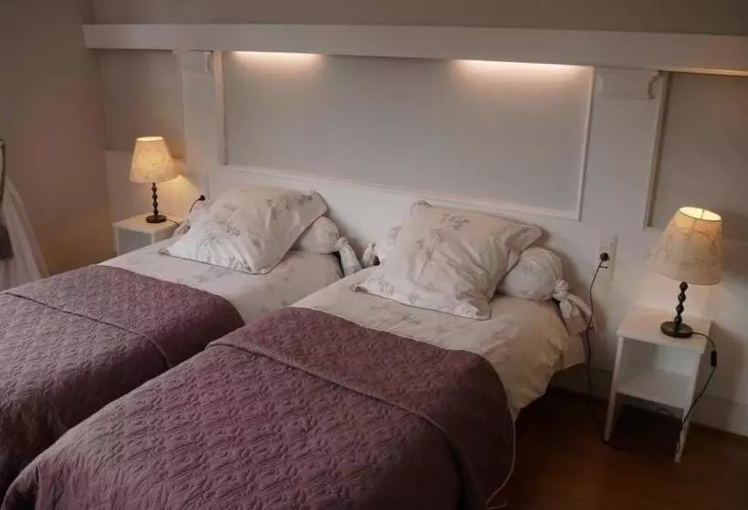 Aamiaismajoitus (B&B) Chambres D Hôtes L Ecrin Des Saveurs