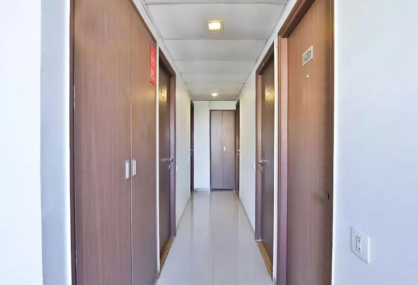 ホテル Oyo 13562 G K Convention Hall