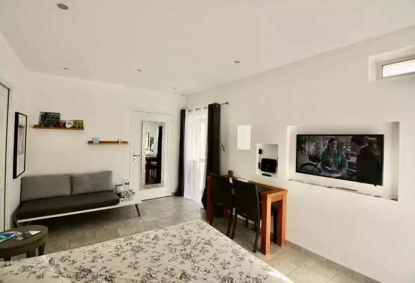 Aamiaismajoitus (B&B) Chambre Pomme Cannelle Premium Aux Portes De Bayeux Normandie 2 Pers