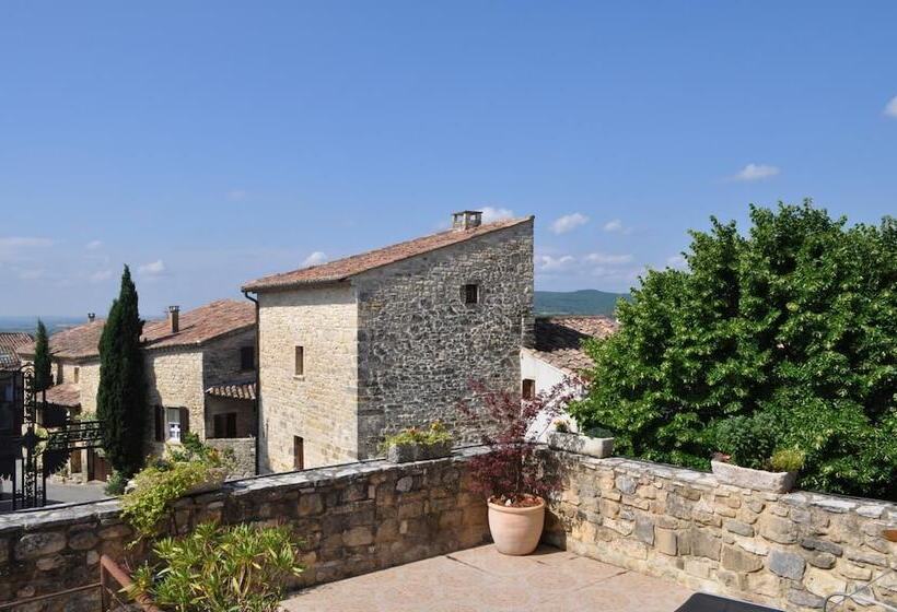 مبيت وإفطار Château De Bessas