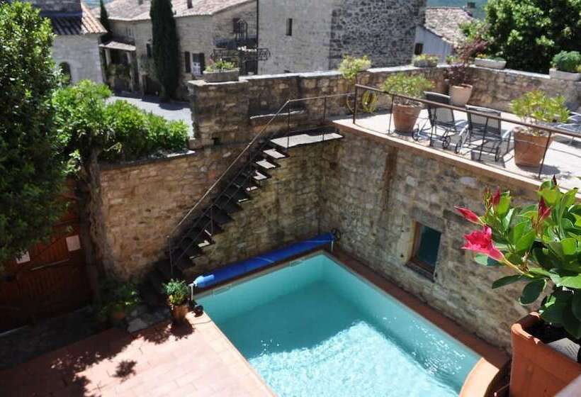 مبيت وإفطار Château De Bessas