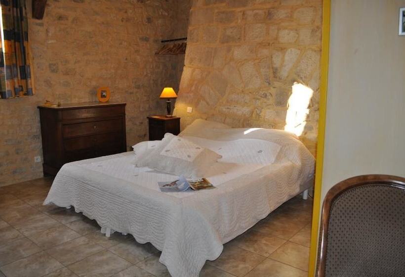 مبيت وإفطار Château De Bessas