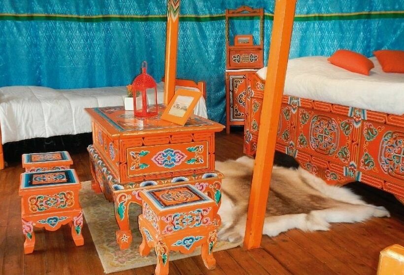 בית מלון כפרי Les Yourtes à La Ferme Des Epis