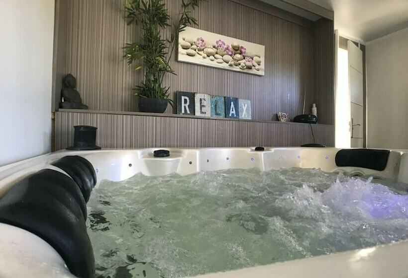 בית מלון כפרי Les Yourtes à La Ferme Des Epis