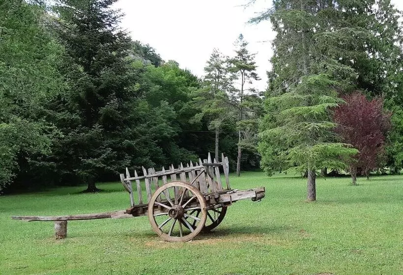 Aamiaismajoitus (B&B) Moulin De Bénédicty
