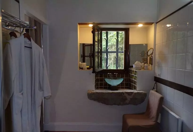 Aamiaismajoitus (B&B) Moulin De Bénédicty