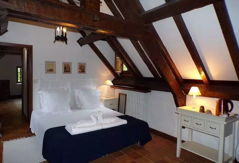 Aamiaismajoitus (B&B) Moulin De Bénédicty