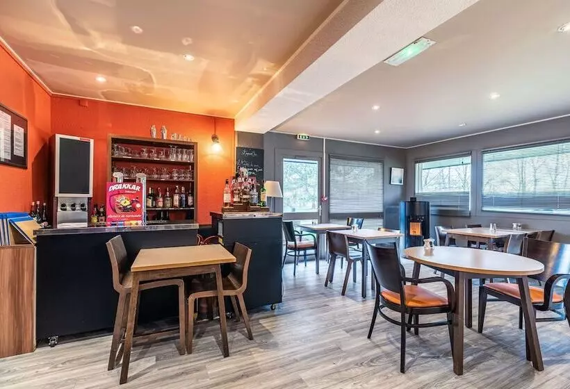 酒店 Kyriad Rouen Nord Mont Saint Aignan