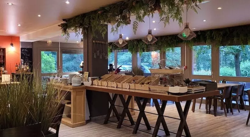 酒店 Kyriad Rouen Nord Mont Saint Aignan