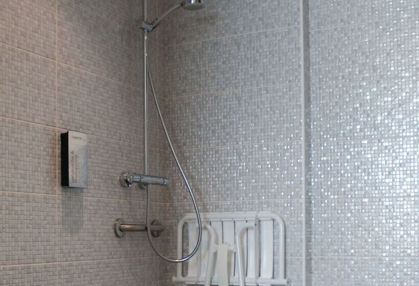 فندق Campanile Creil Villers Saint Paul