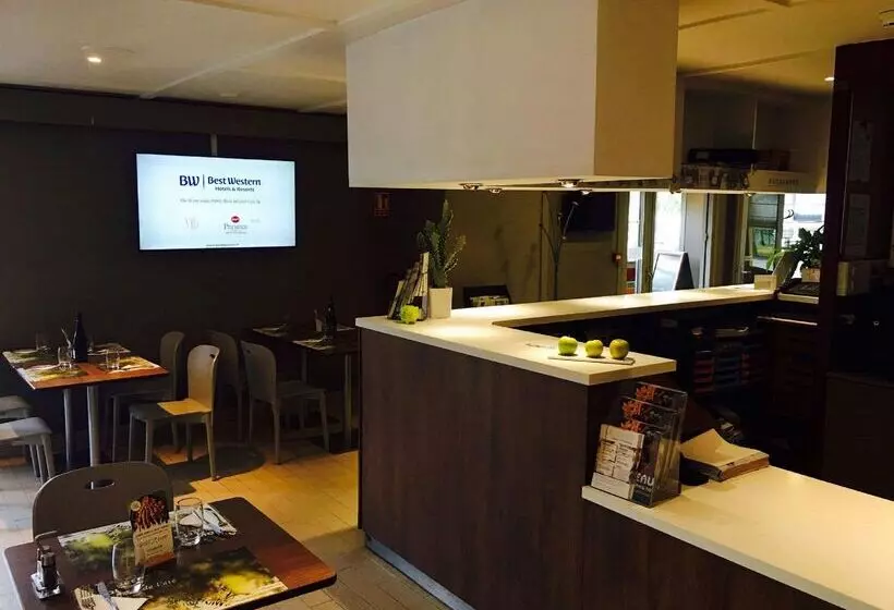 Отель Campanile Creil Villers Saint Paul