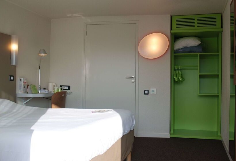 فندق Campanile Creil Villers Saint Paul