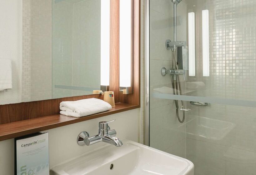 هتل Campanile Lyon Bron Eurexpo