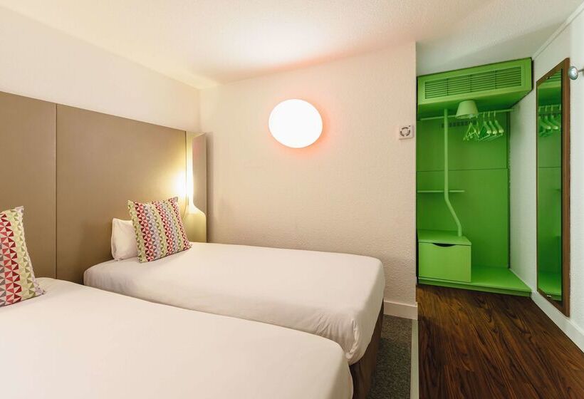 هتل Campanile Lyon Bron Eurexpo