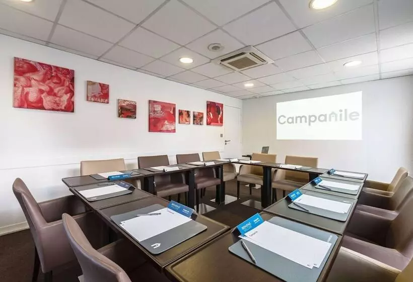 ホテル Campanile Lyon Bron Eurexpo